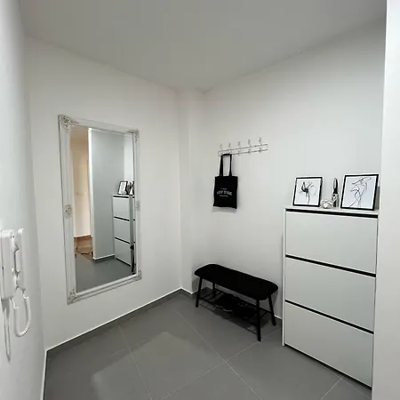Stan Na Dan Apartment *