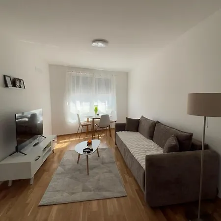 Stan Na Dan Apartment *